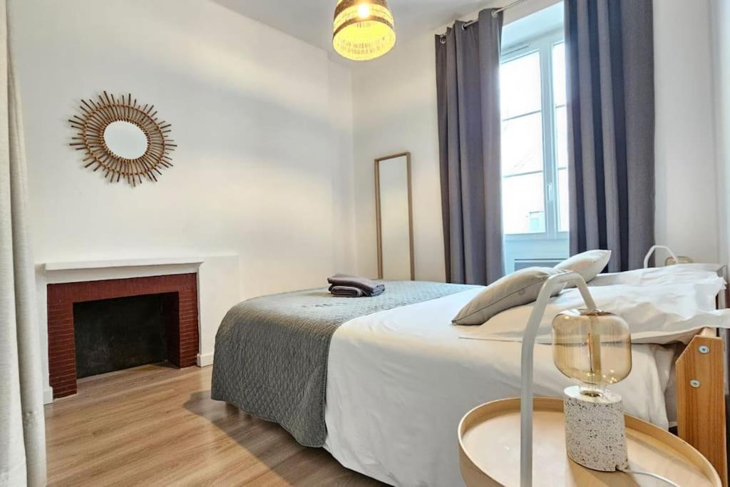 Superbe Appartement 2 Chambres Au Coeur De Pau Eksteriør bilde